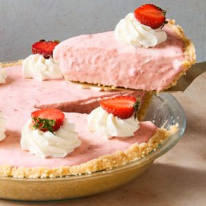 strawberry-milkshake-pie-third-web-407-jg-del069925-687faf4b56b85